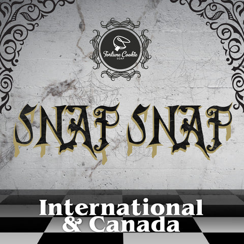 SNAP SNAP 2018 Halloween Box International and Canada